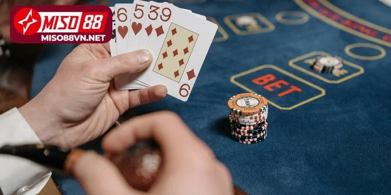 Nên hiểu rõ luật chơi